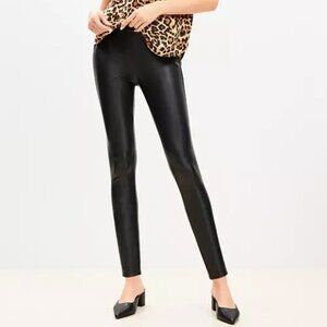 Shiny faux leather black Loft leggings